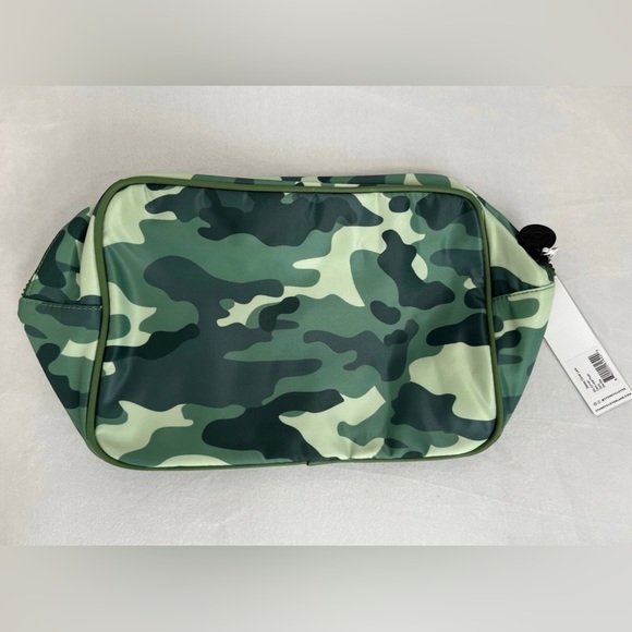 Stoney Clover Lane camo large pouch - Picture 3 of 3